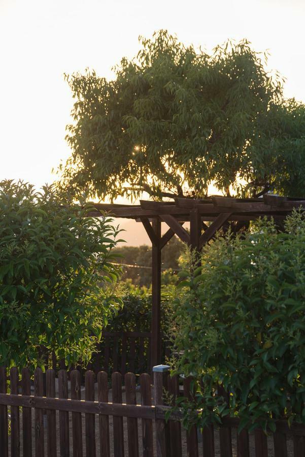 Can Gual Guest House Lametlla Del Valles Екстериор снимка